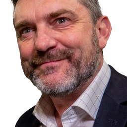 Dr Tim Kitchen
